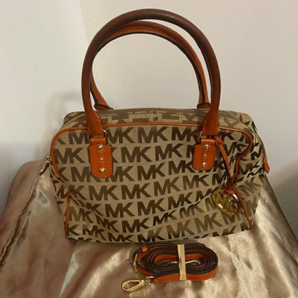 Michael Kors Jacquard Satchel with shoulder strap - Picture 1 of 6